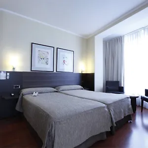 3* Hotel Yoldi